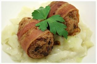 Rissoles with bacon and cabbage in white sauce