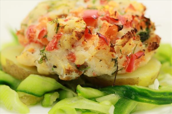 Fish cakes with cucumber-ginger salad